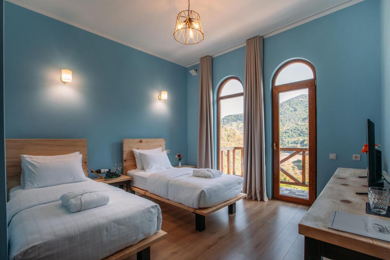 Hotel Chateau Iveri Varjanisi Exteriör bild