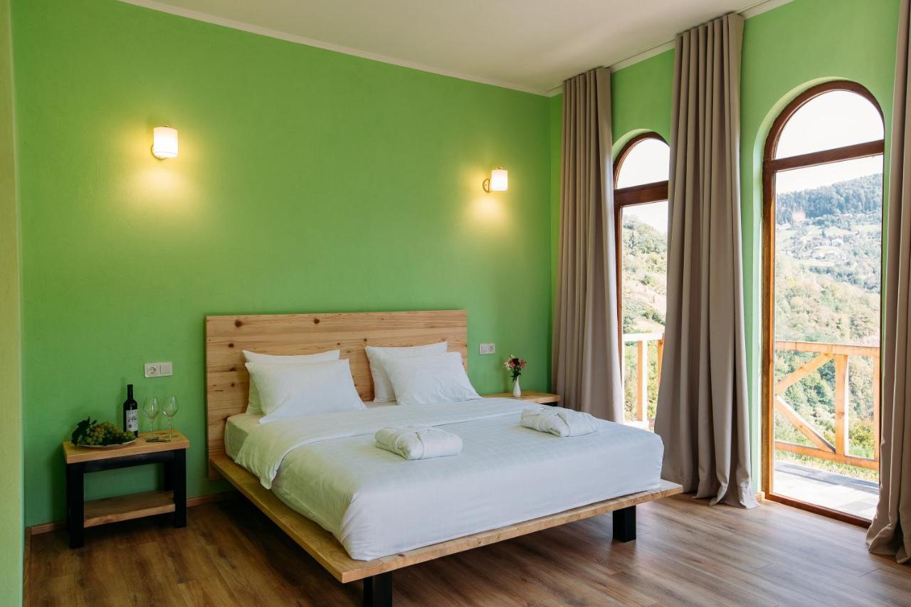 Hotel Chateau Iveri Varjanisi Exteriör bild
