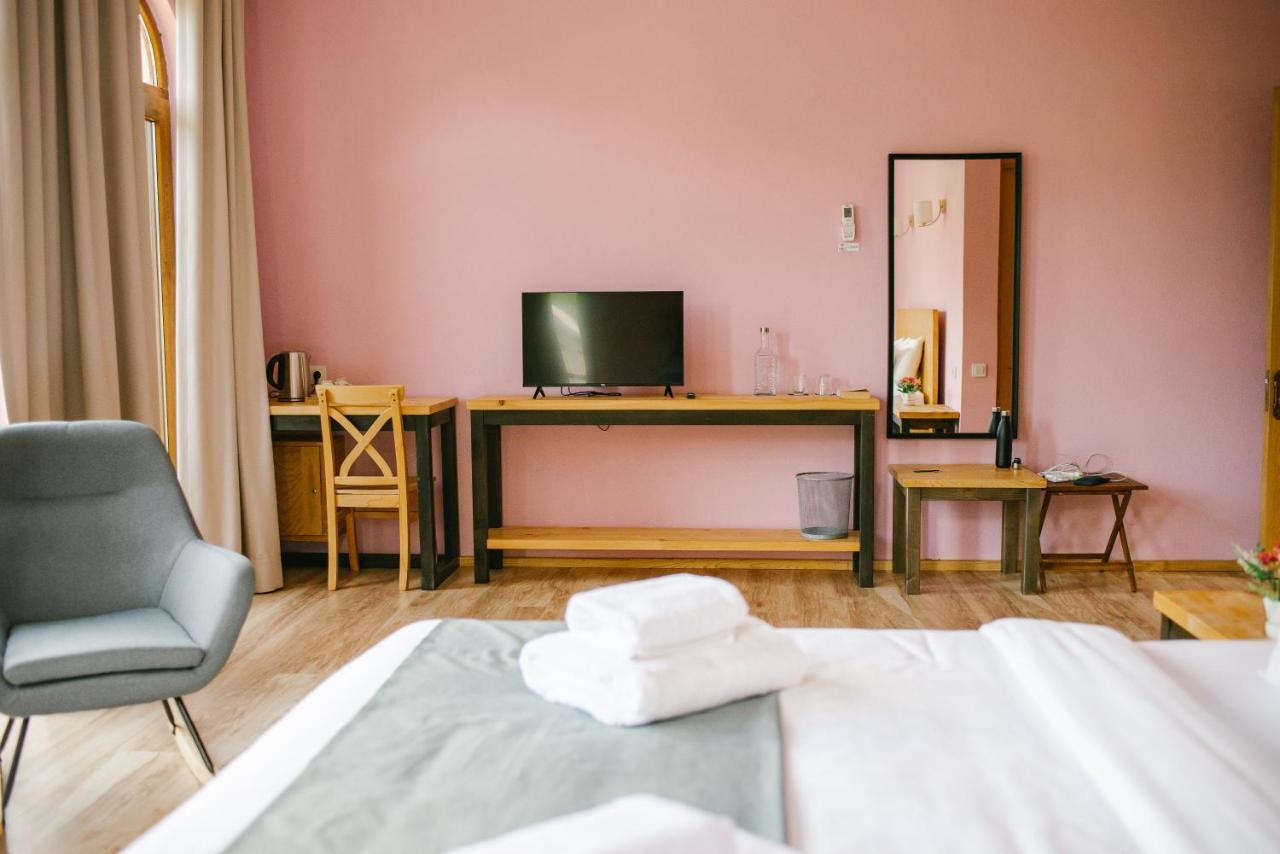 Hotel Chateau Iveri Varjanisi Exteriör bild